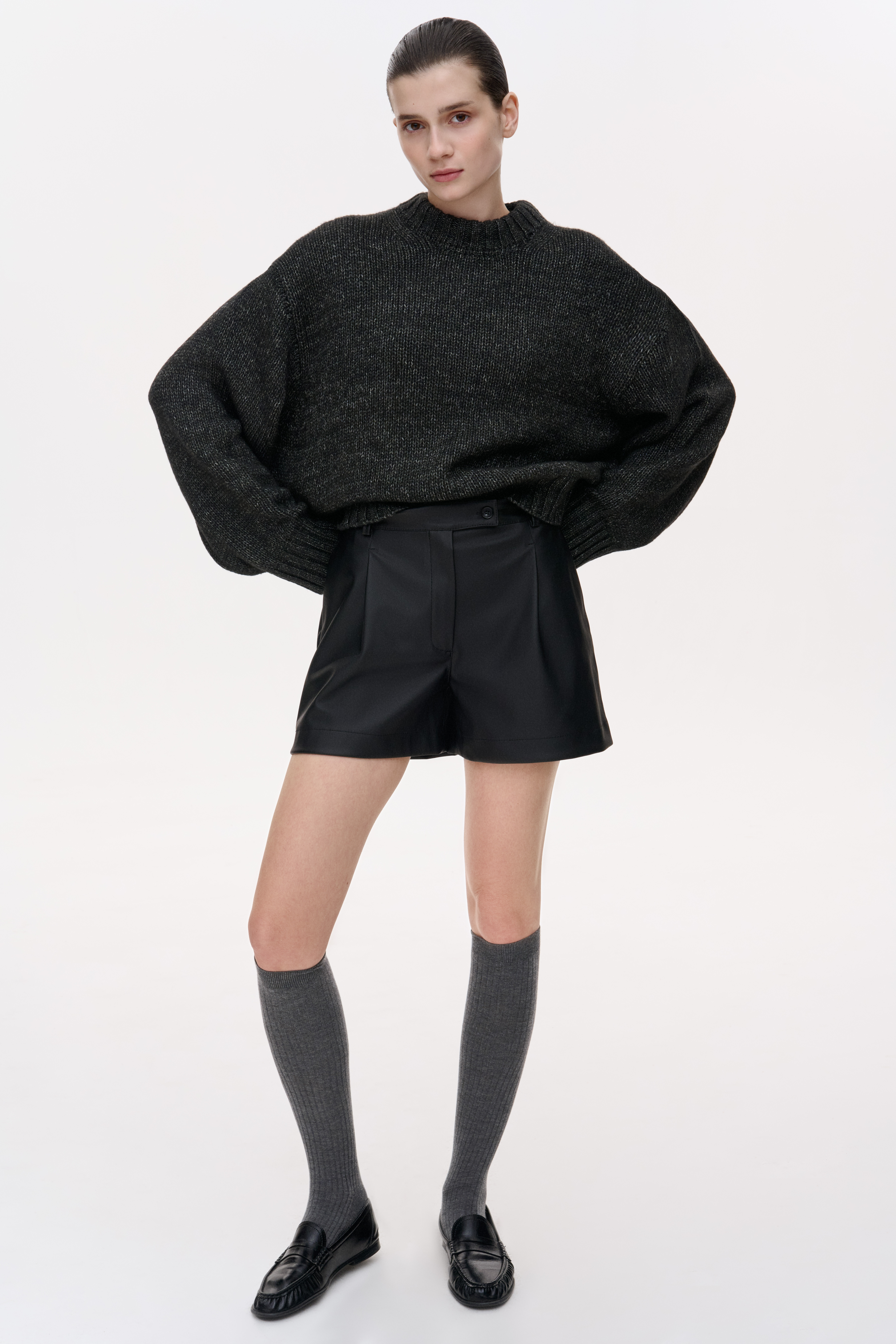 КЛАСИЧНІ МІНІ ШОРТИ З ЕКО ШКІРИ 1227-2 зображення